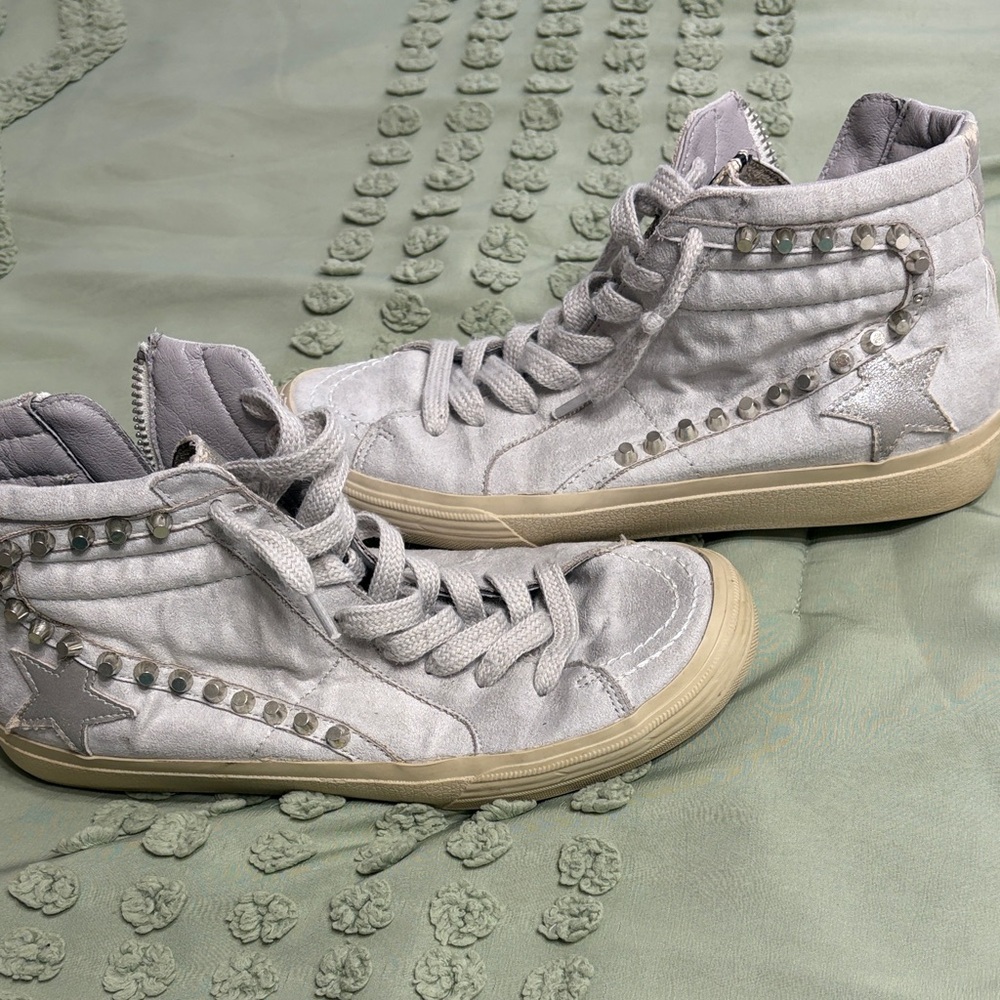 ShuShop Women's Silver High-Top Sneakers with Stud Accents